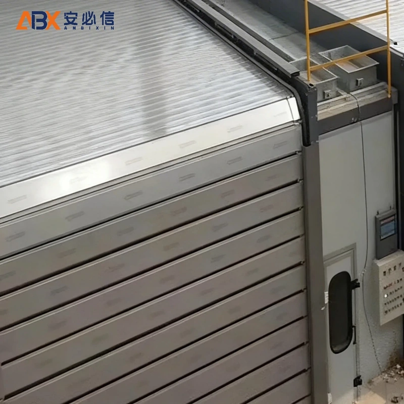 六安消防高速门